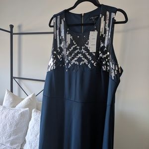 NWT sleeveless cocktail dress